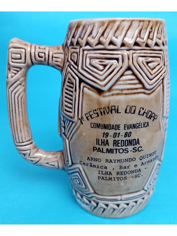 Caneca de chopp comemorativa