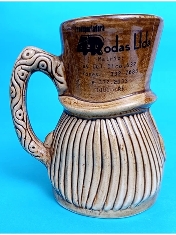 Caneca de refrigerante comemorativa