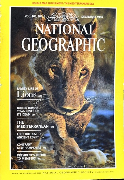 National Geographic  December 1982 - Autores vários